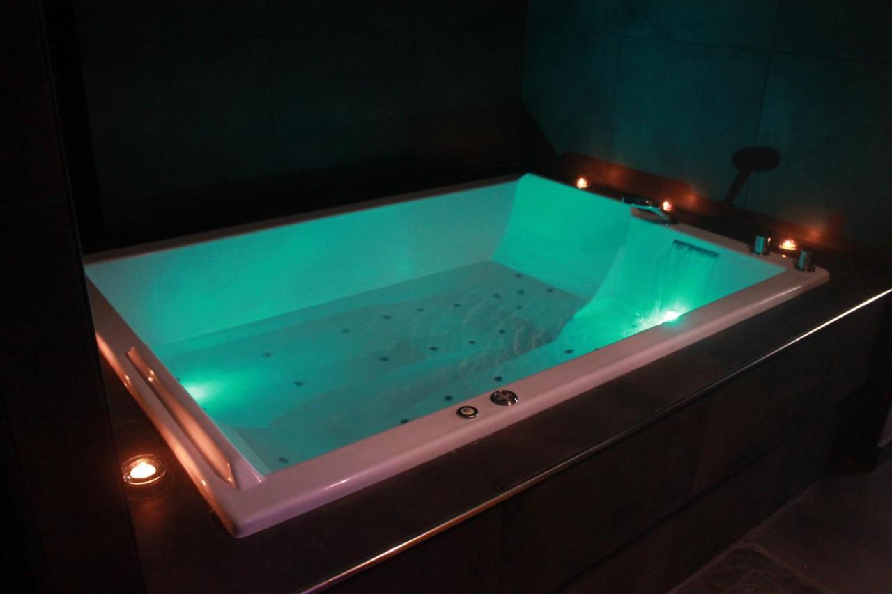 The Down Town Nenad'S Spa Dijon Bagian luar foto