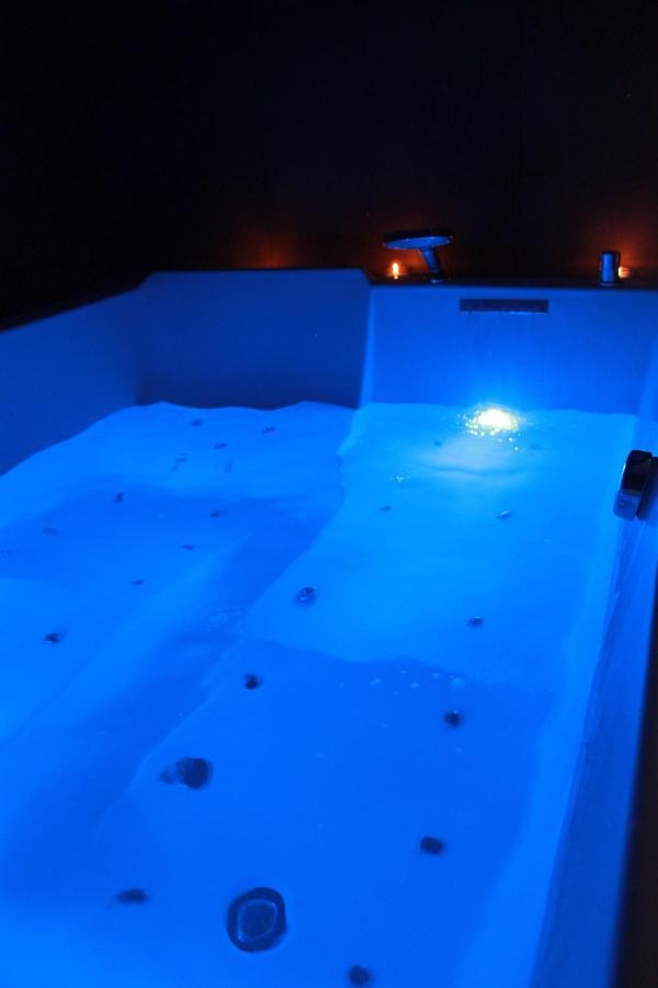 The Down Town Nenad'S Spa Dijon Bagian luar foto